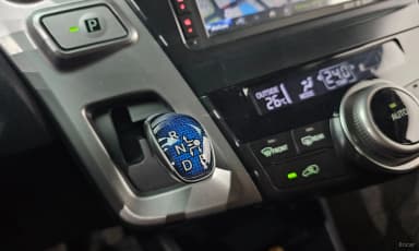 Prius V