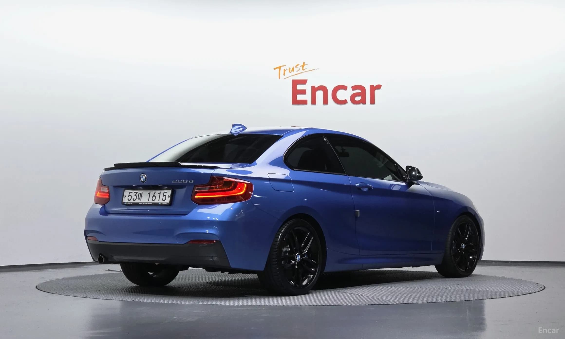 2 Series (F22)