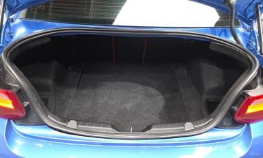 2 Series (F22)