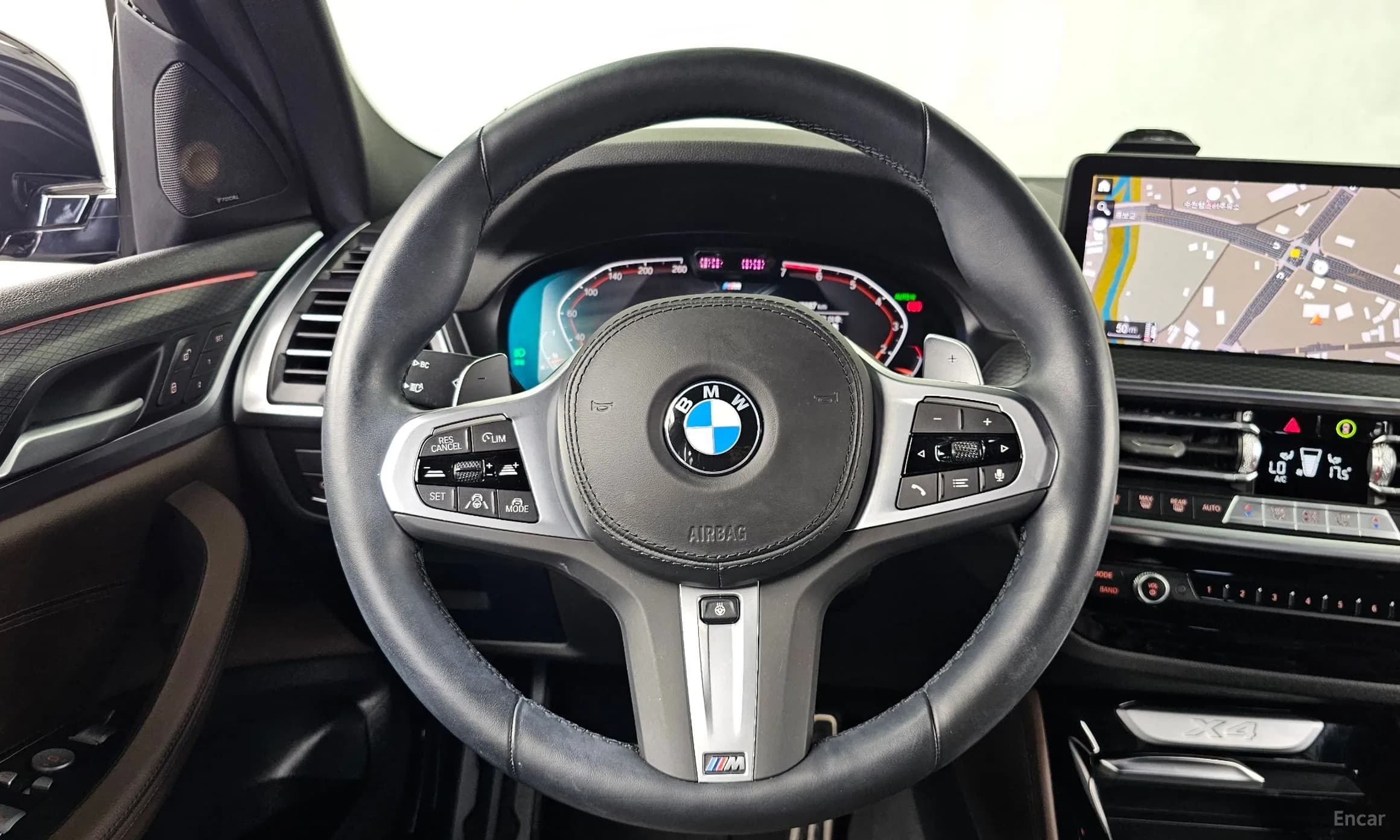 X4 (G02)