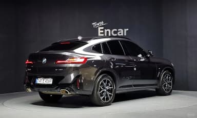X4 (G02)