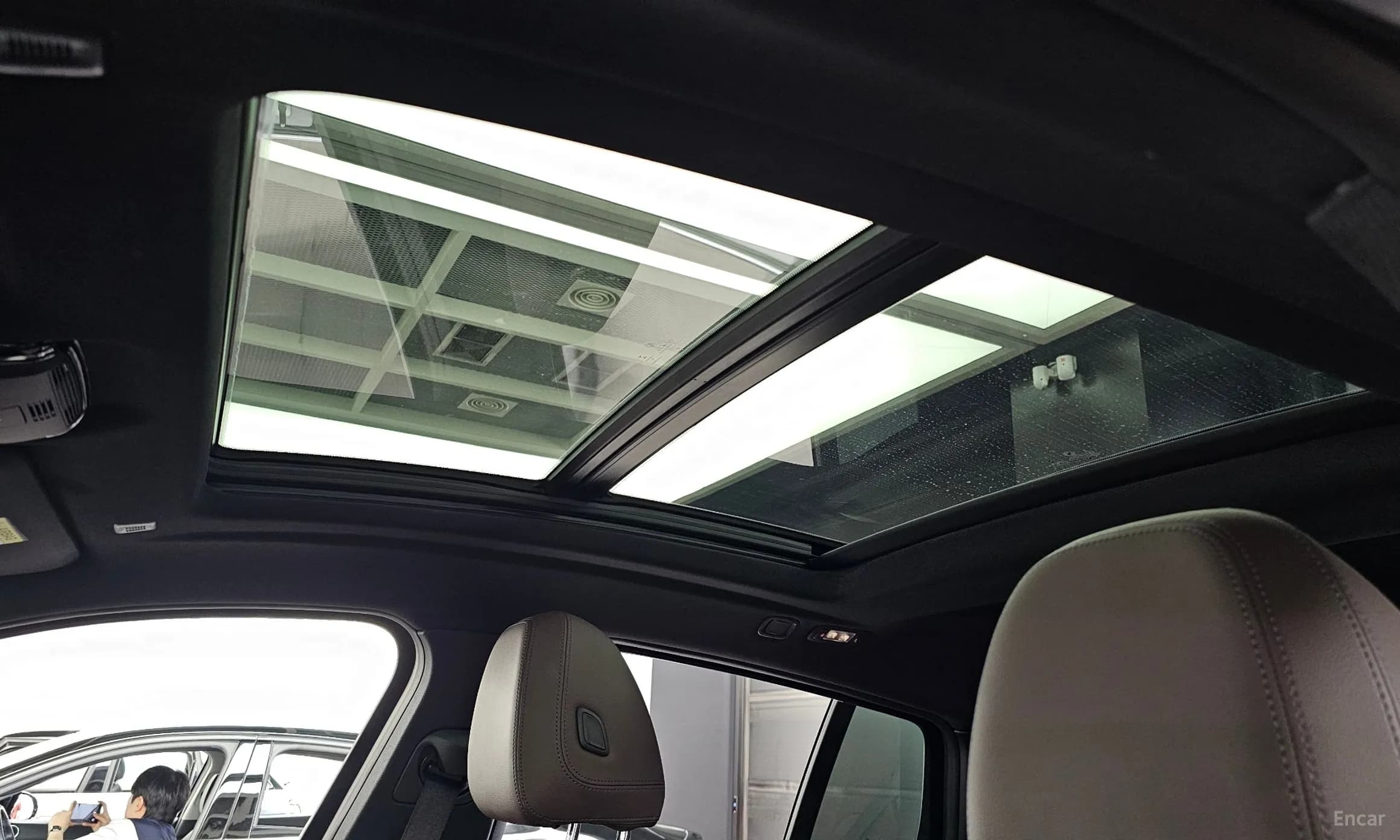 X4 (G02)