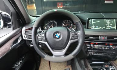 X5 (F15)