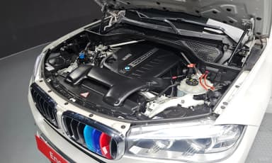X5 (F15)