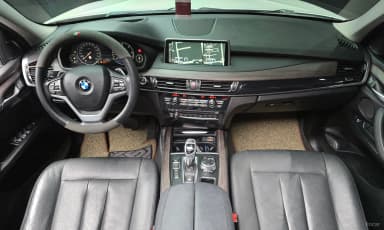 X5 (F15)