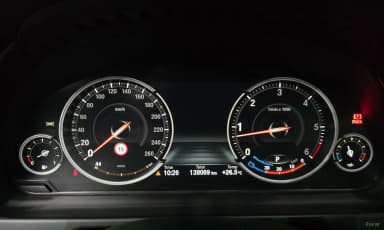 X5 (F15)