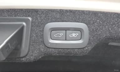 S90