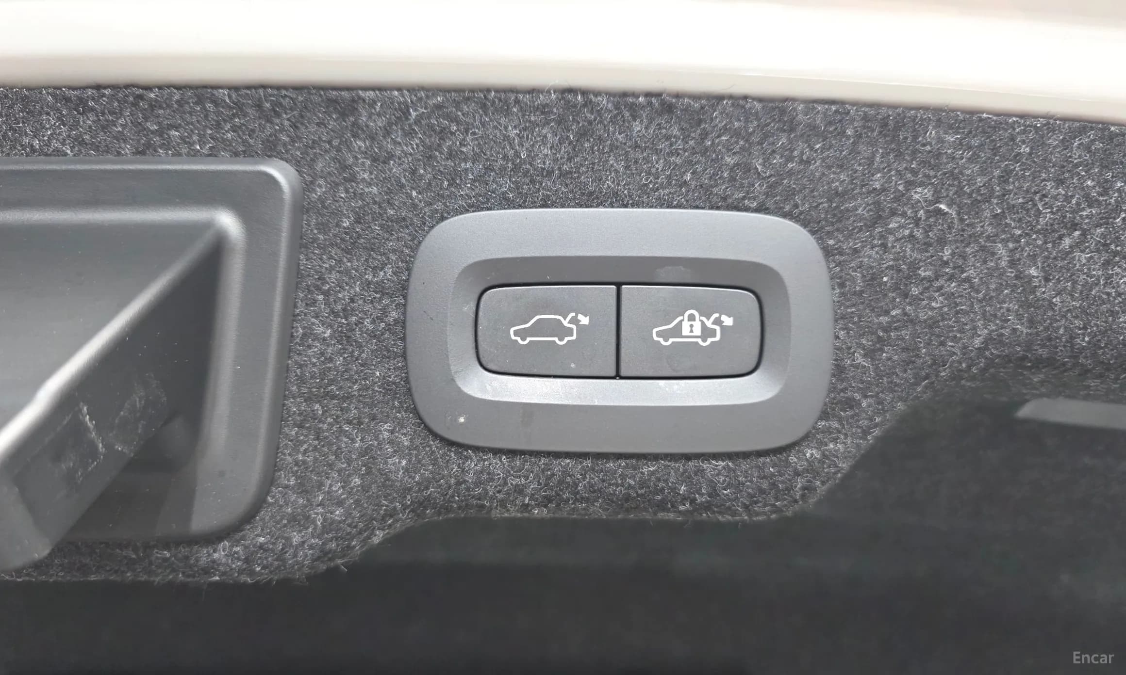 S90