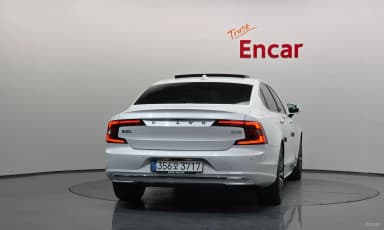 S90