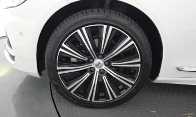 S90