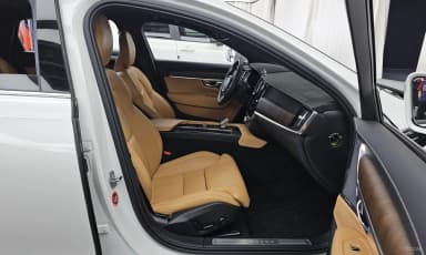 S90