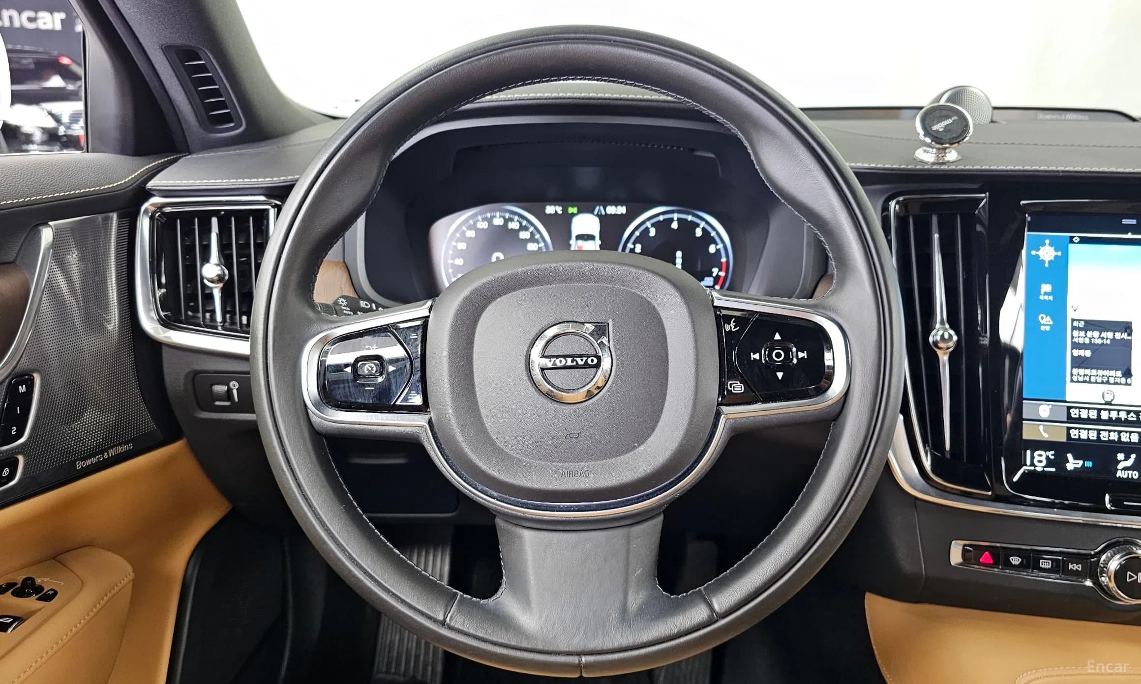 S90