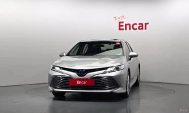 Camry (XV70)