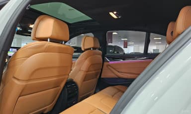 5 Series (G30)