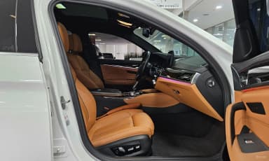 5 Series (G30)