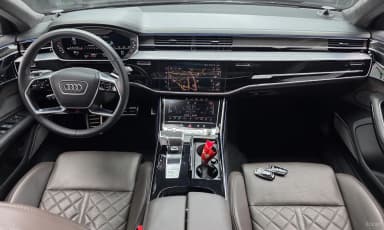 S8 (D5)