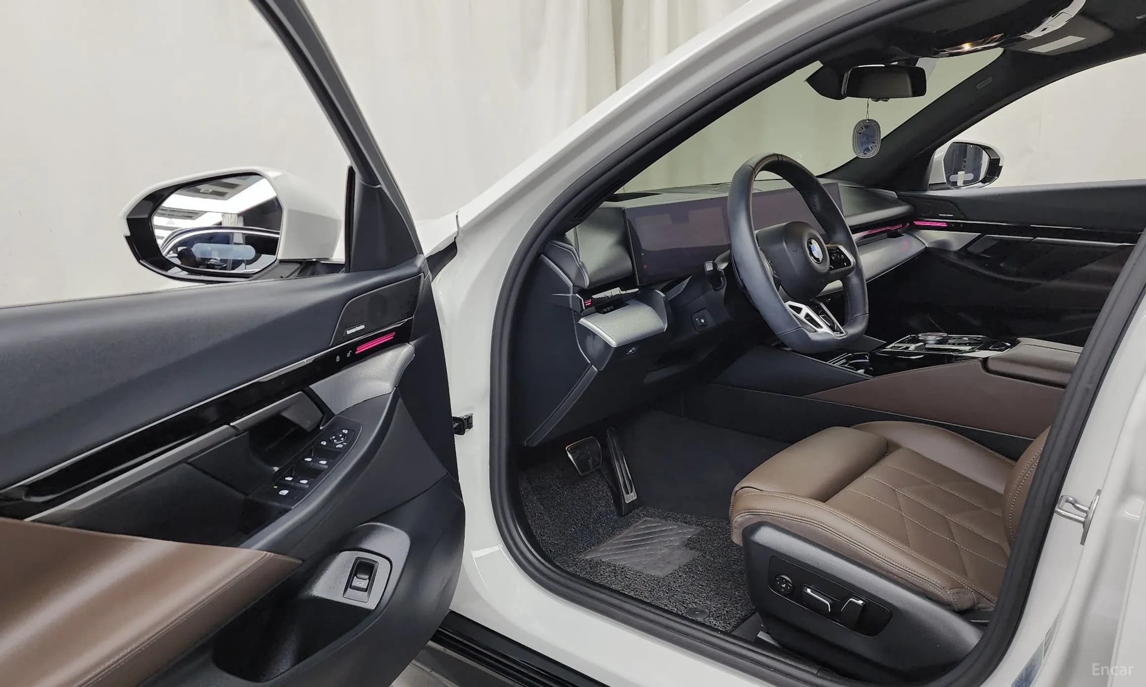 5 Series (G60)