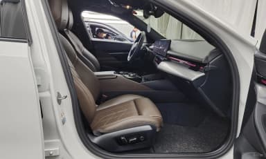 5 Series (G60)