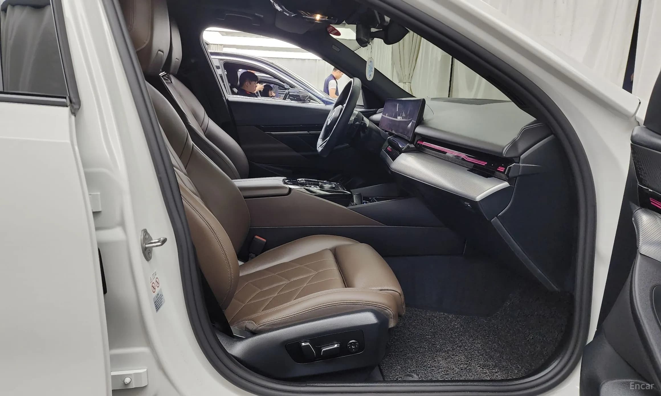 5 Series (G60)