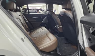 5 Series (G60)