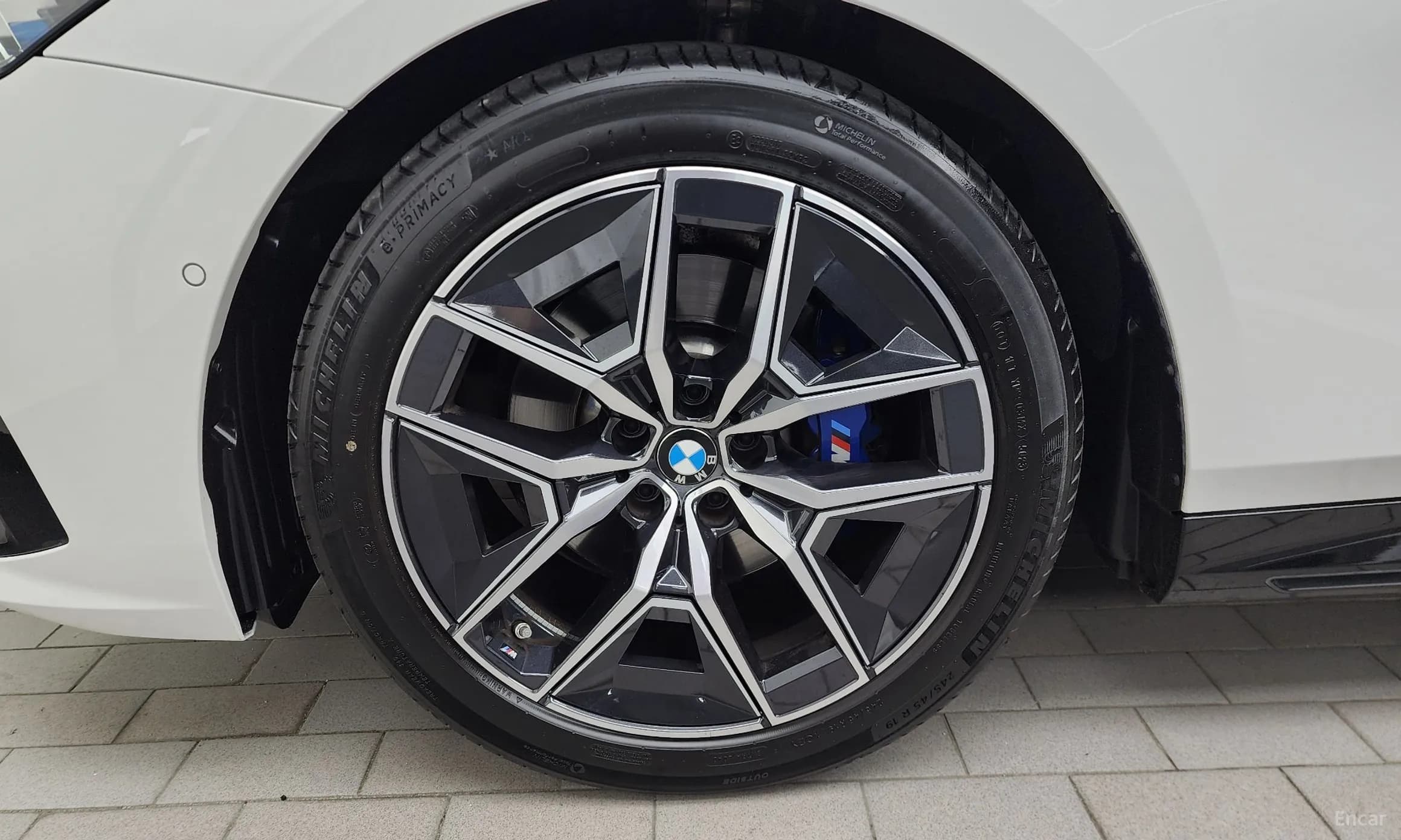 5 Series (G60)