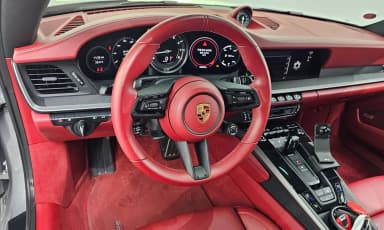 911 (992)