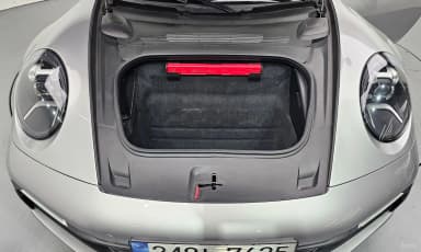 911 (992)
