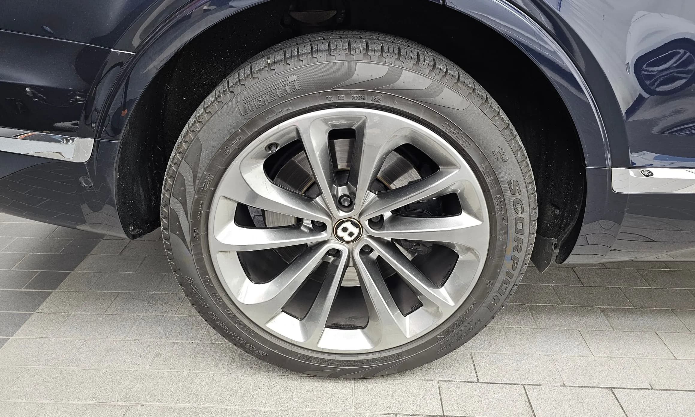 Bentayga