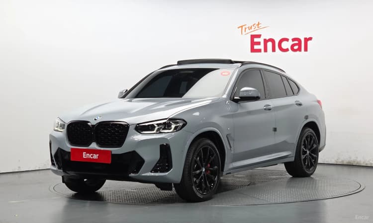 X4 (G02)