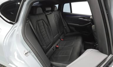 X4 (G02)