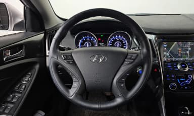 YF Sonata