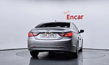 YF Sonata