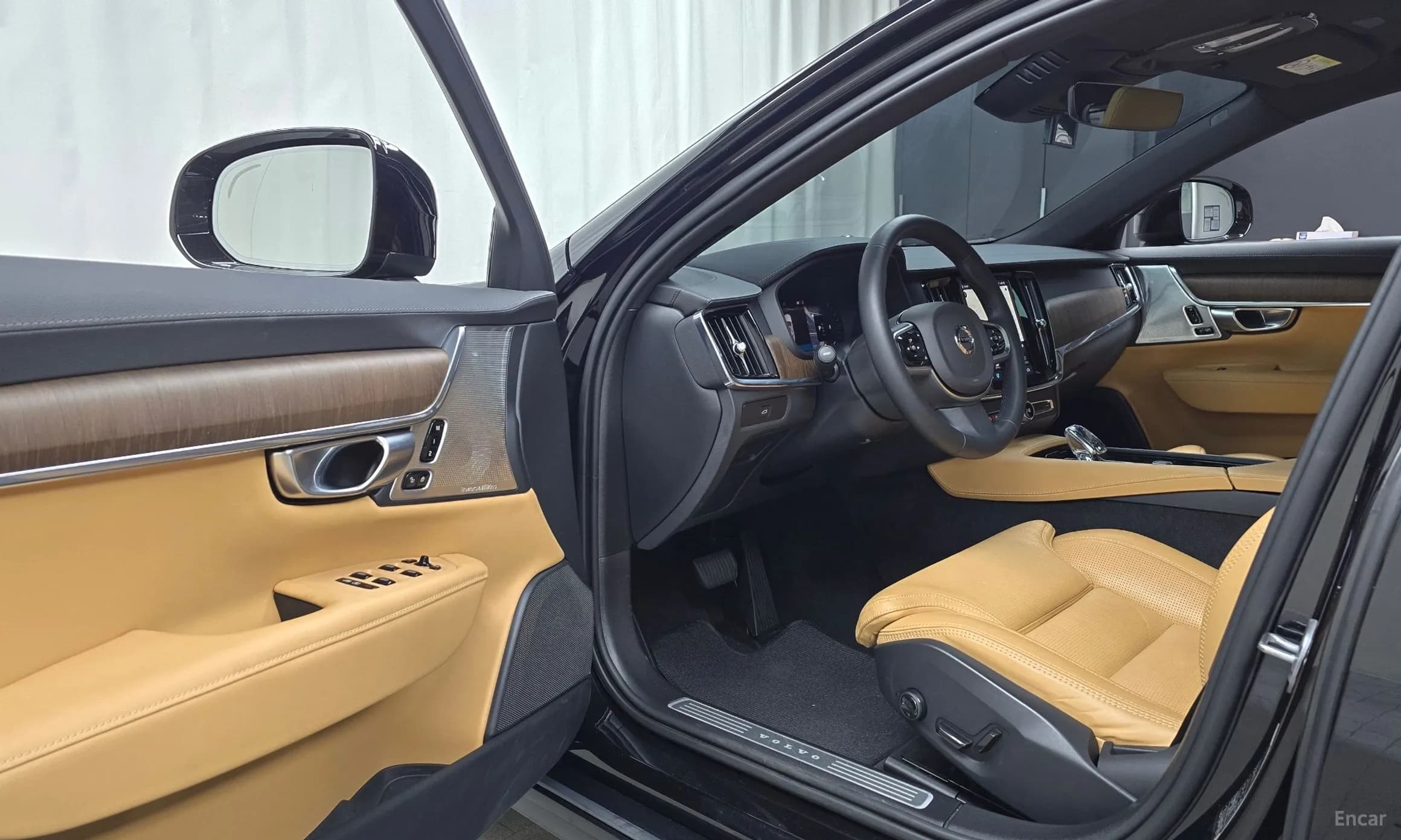 V90 Cross Country