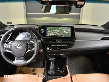 ES300h 7th Generation
