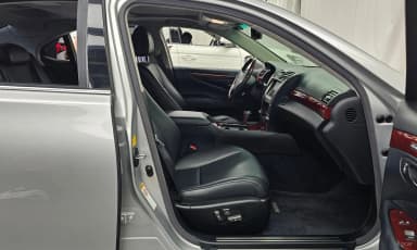 LS460