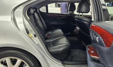 LS460
