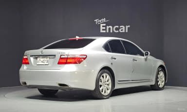 LS460