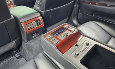LS460