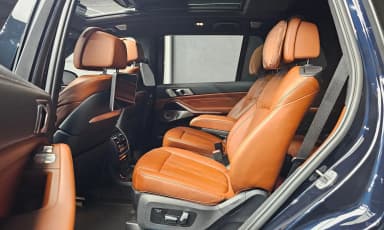 X7 (G07)