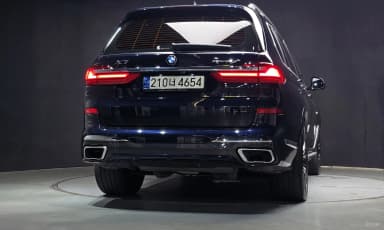 X7 (G07)