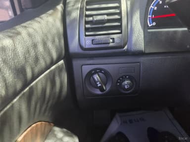 Rexton W