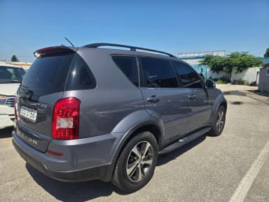 Rexton W