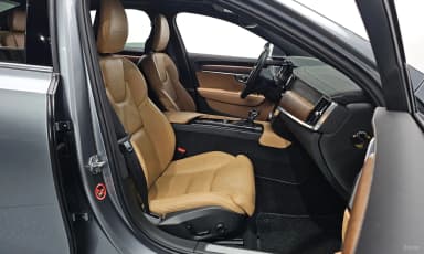 S90