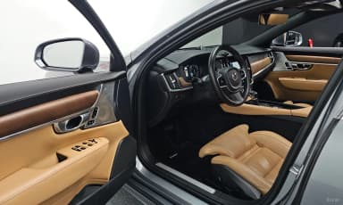 S90