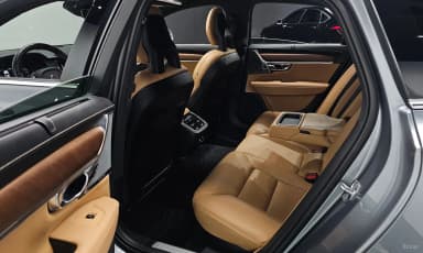 S90