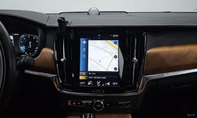 S90
