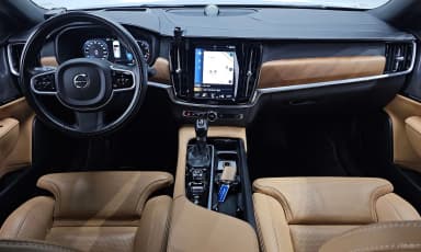 S90