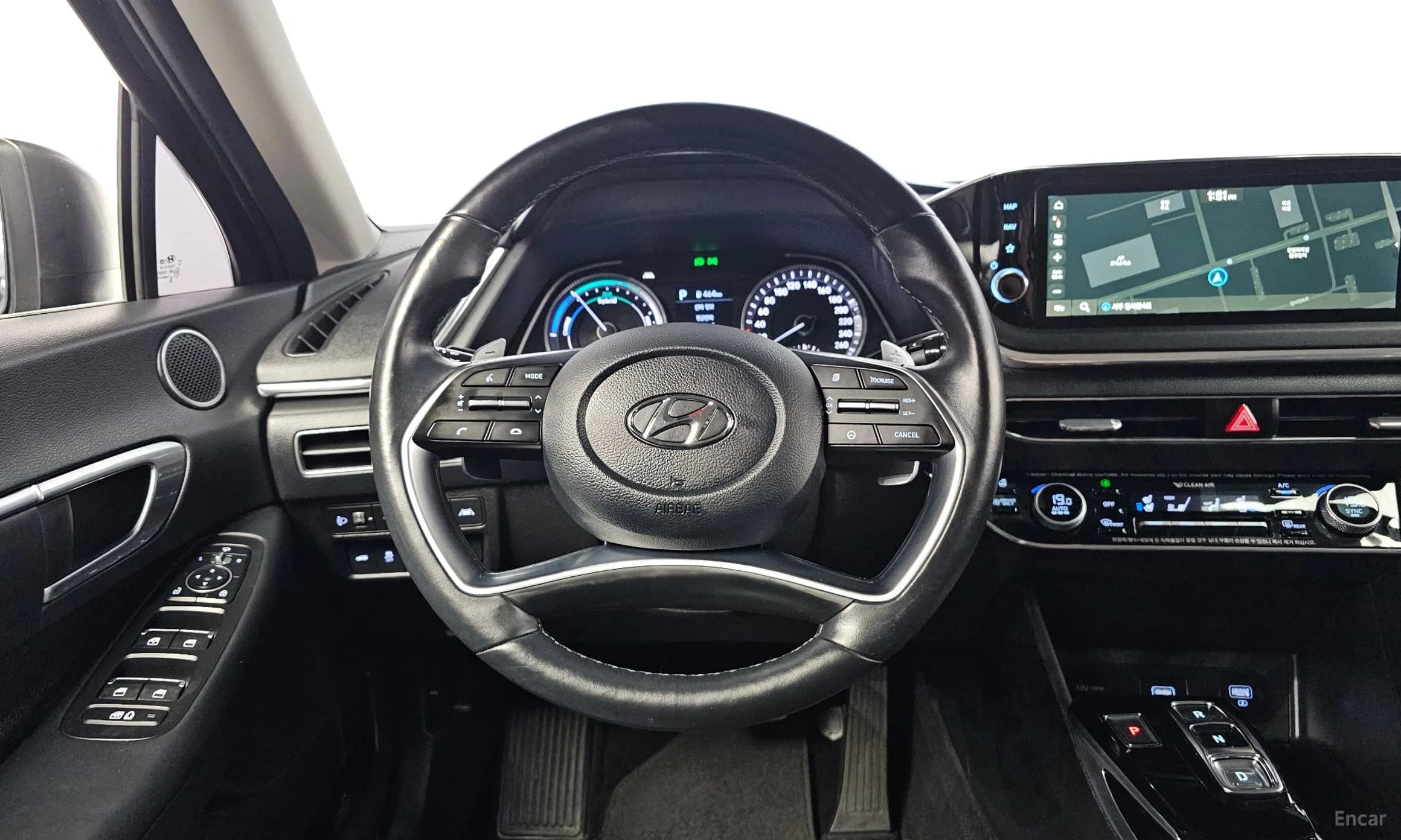 Sonata Hybrid (DN8)