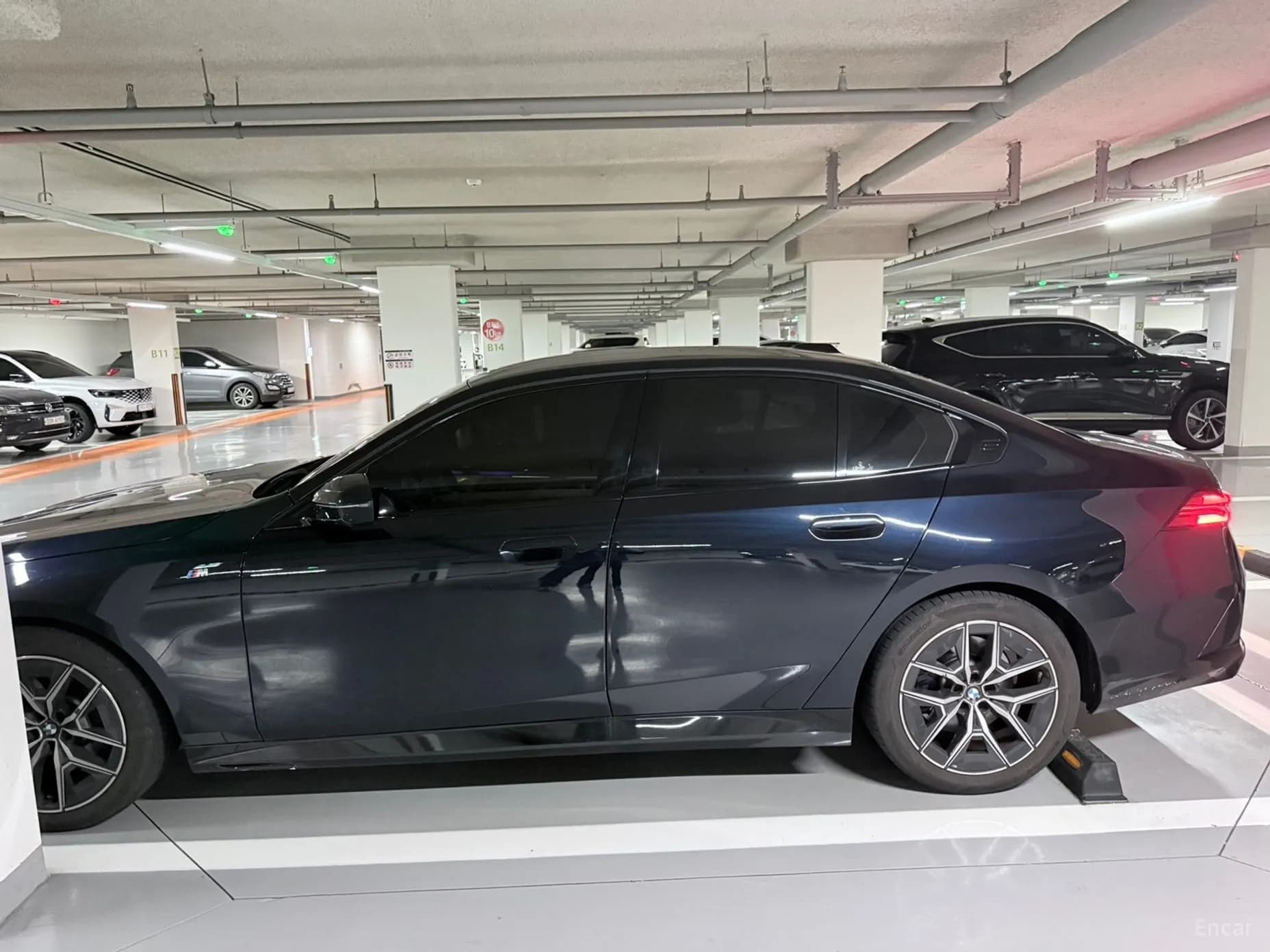 5 Series (G60)