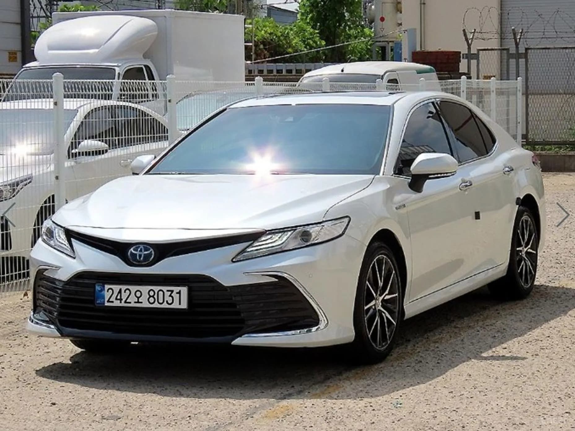 Camry (XV70)